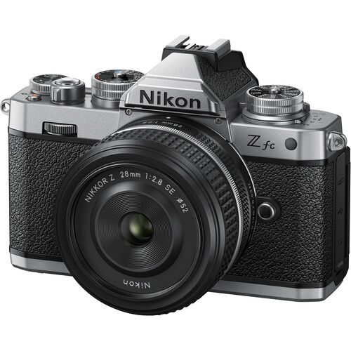 NIKON ZFC KIT (NIKKOR Z 28MM F2.8) (SE) SILVER